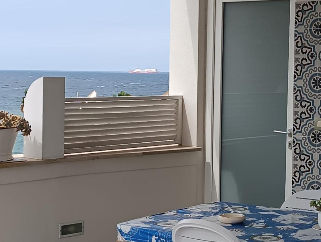 Locanda Degli Angioini Locazione Turistica Hotell Mola di Bari Eksteriør bilde
