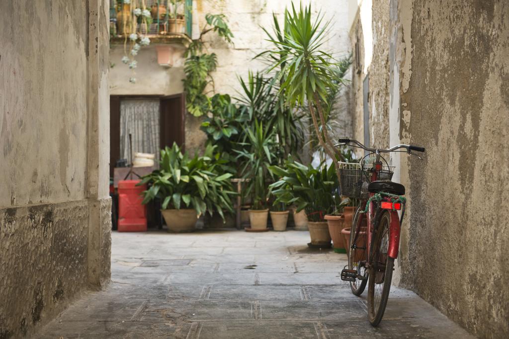 Locanda Degli Angioini Locazione Turistica Hotell Mola di Bari Eksteriør bilde